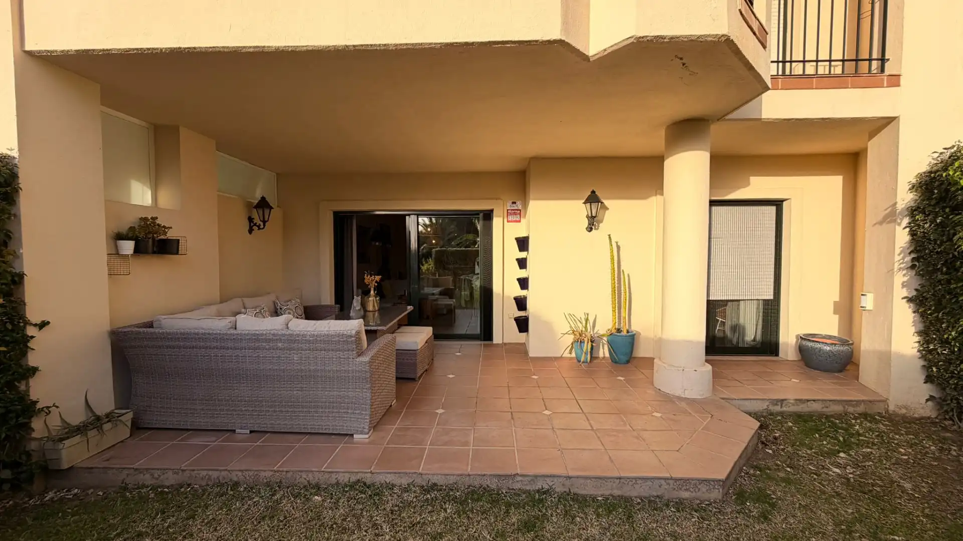 Terraza de Piso de alquiler en Marbella con Aire acondicionado, Terraza y Amueblado