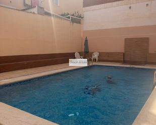 Piscina de Pis de lloguer en Alicante / Alacant amb Jardí privat i Balcó