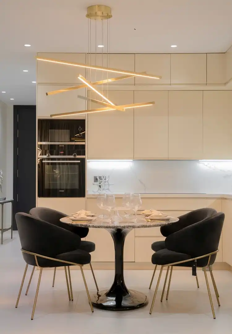 Cocina de Casa o chalet en venta en Marbella con Aire acondicionado, Calefacción y Jardín privado