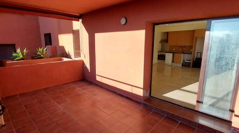 Foto 3 de Pis en venda a Puerto de Estepona, Málaga