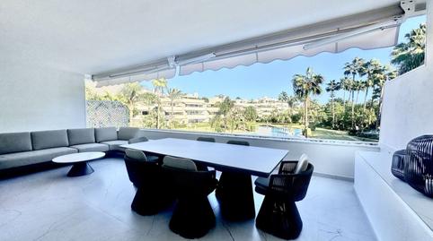 Foto 2 de Apartament en venda a Las Brisas, Marbella