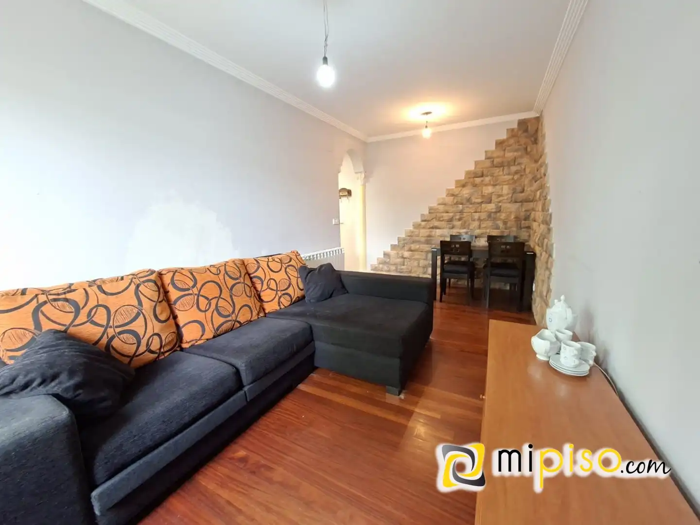 Sala de estar de Piso en venta en Ampuero con Calefacción, Terraza y Trastero