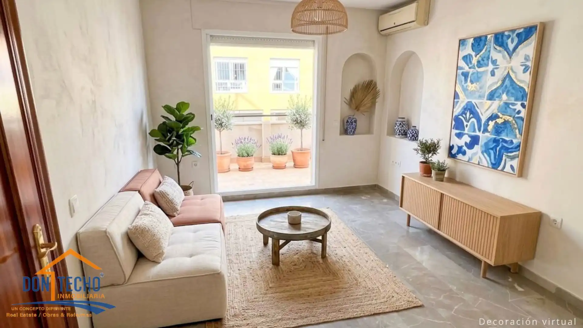 Sala de estar de Ático en venta en Rincón de la Victoria con Aire acondicionado, Terraza y Balcón