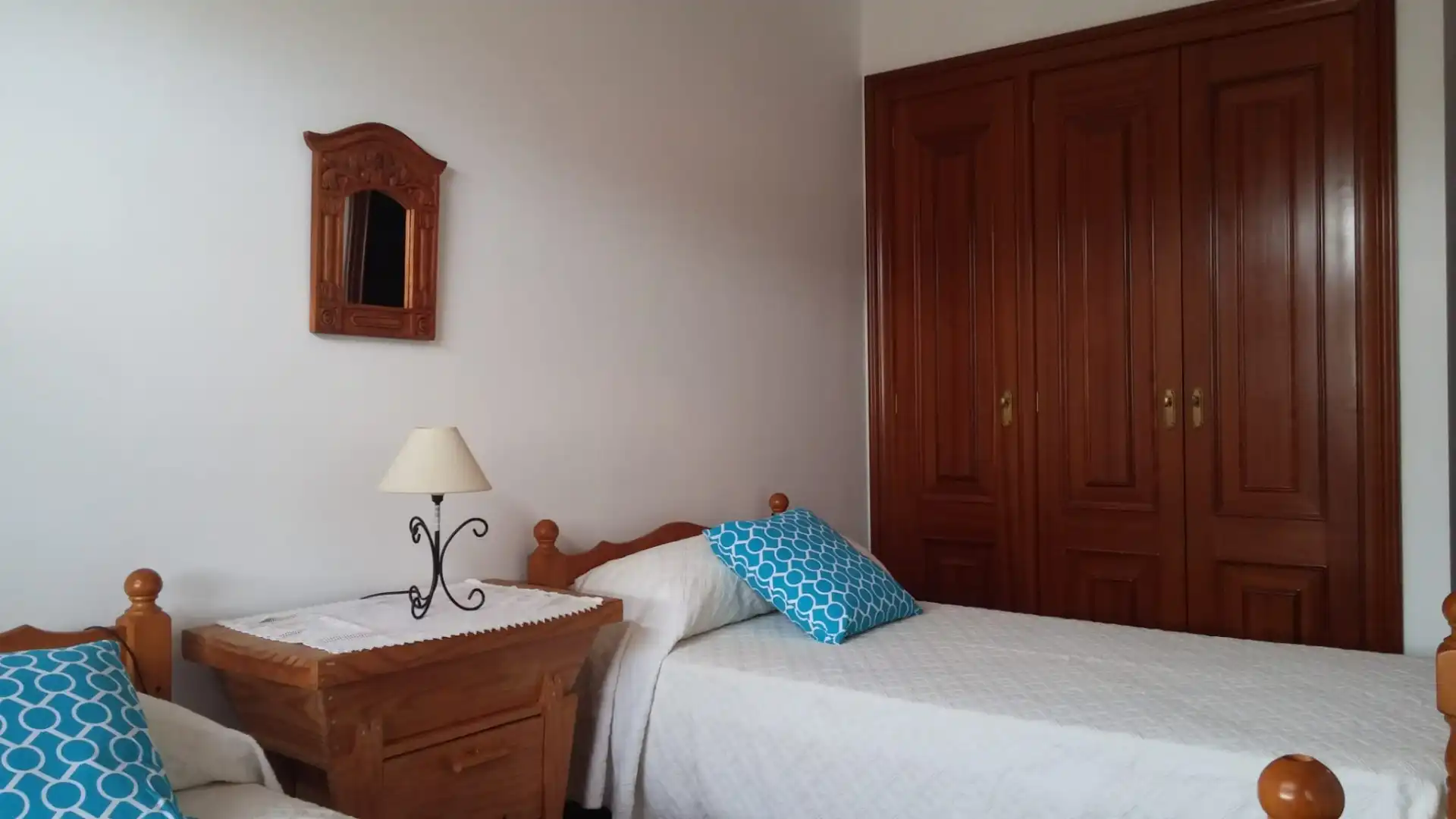 Dormitori de Dúplex de lloguer en Ferrol amb Calefacció, Parquet i Moblat