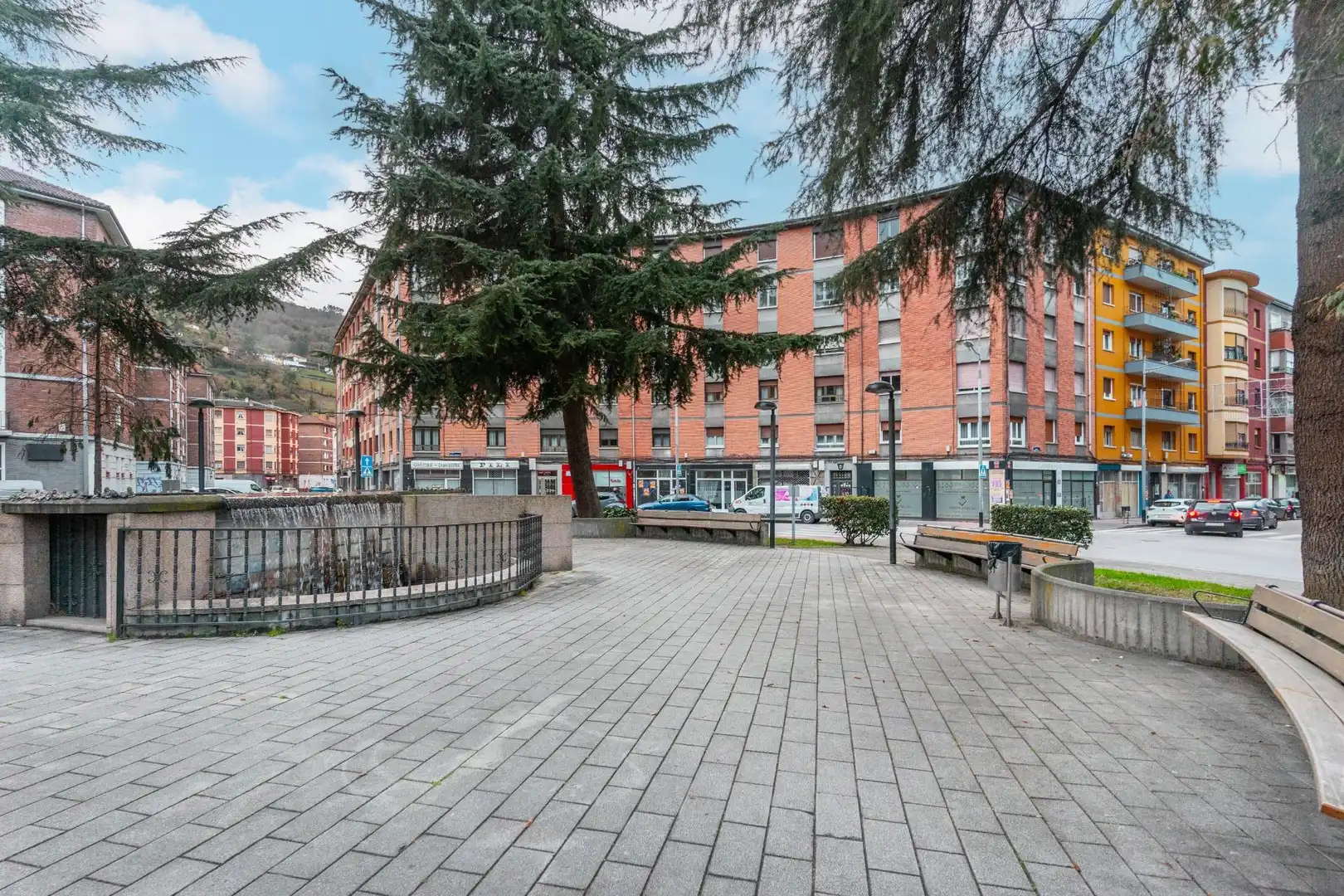 Außenansicht von Geschaftsraum zum Verkauf in Mieres (Asturias)