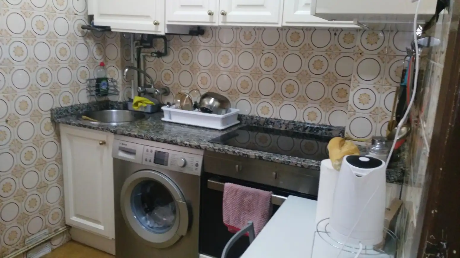 Kitchen of Flat for sale in  Logroño  with Heating and Furnished