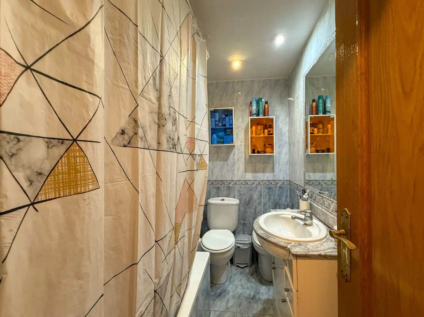 Baño de Piso en venta en Alcobendas con Aire acondicionado, Calefacción y Terraza
