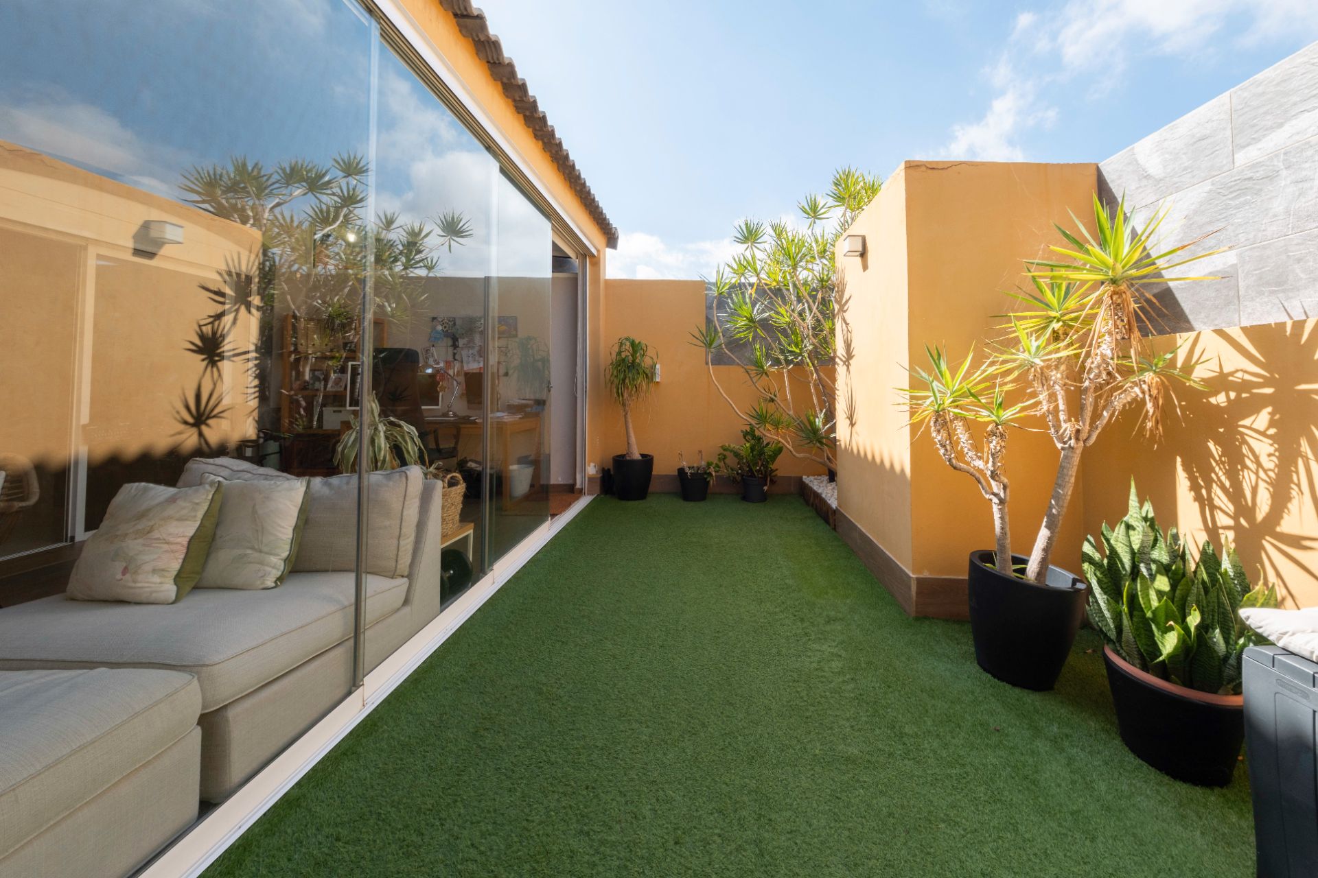 Single-family semi-detached for sale in Calle Via Lactea, 23, Playa del Hombre - Taliarte - Salinetas