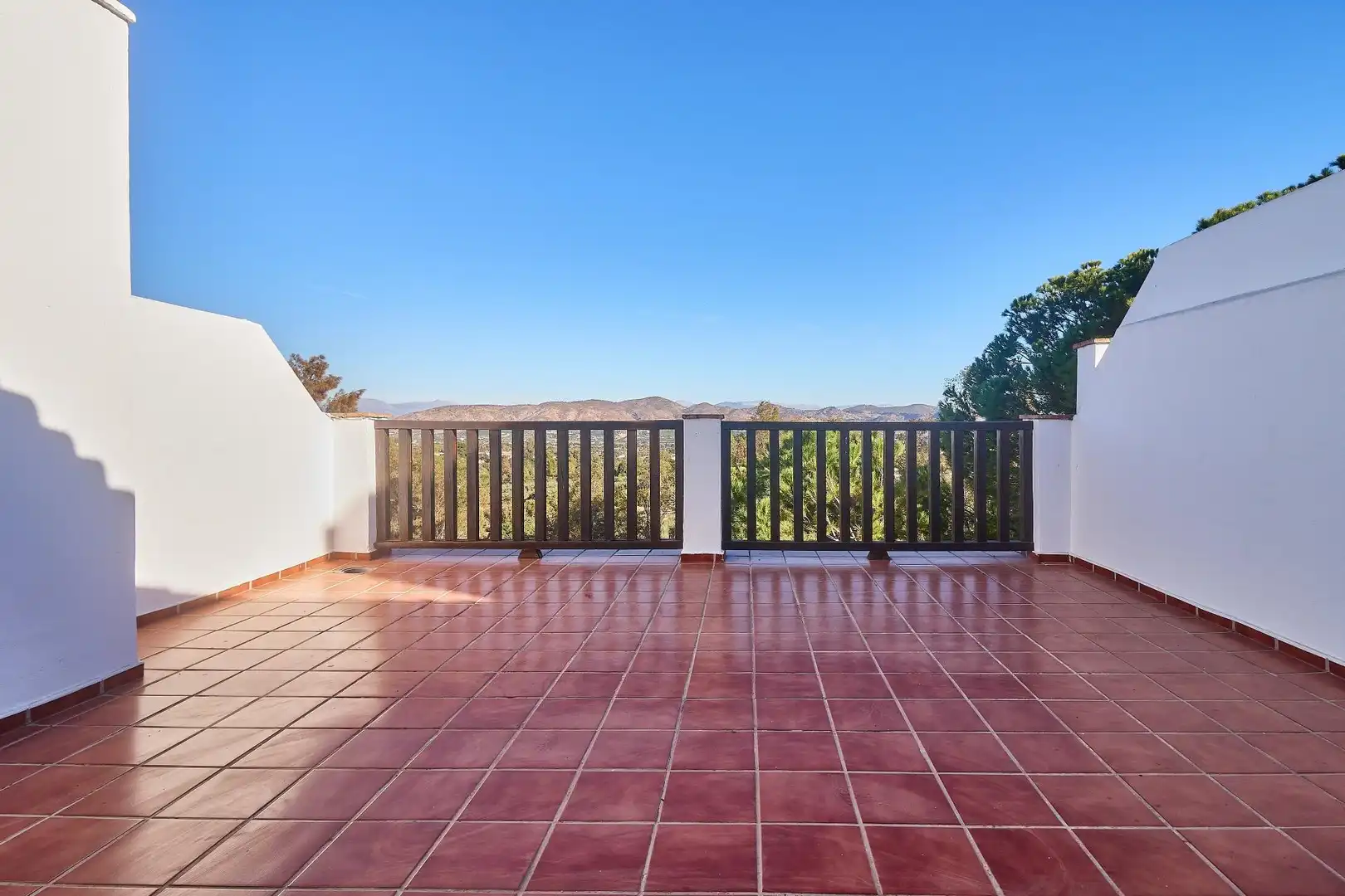 Casa adosada en venta en Buenavista - Lauro Golf