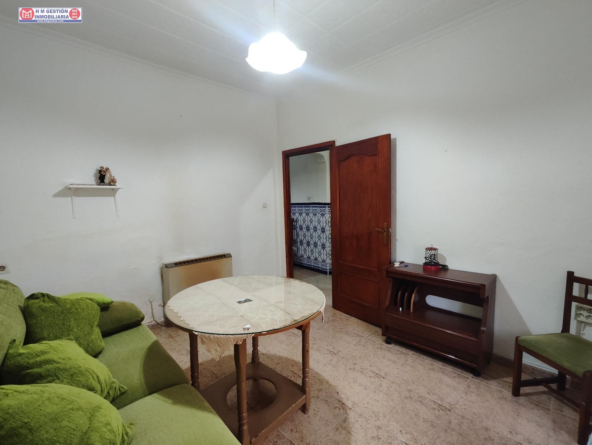 Sala d'estar de Casa o xalet en venda en Alcázar de San Juan amb Calefacció, Terrassa i Balcó