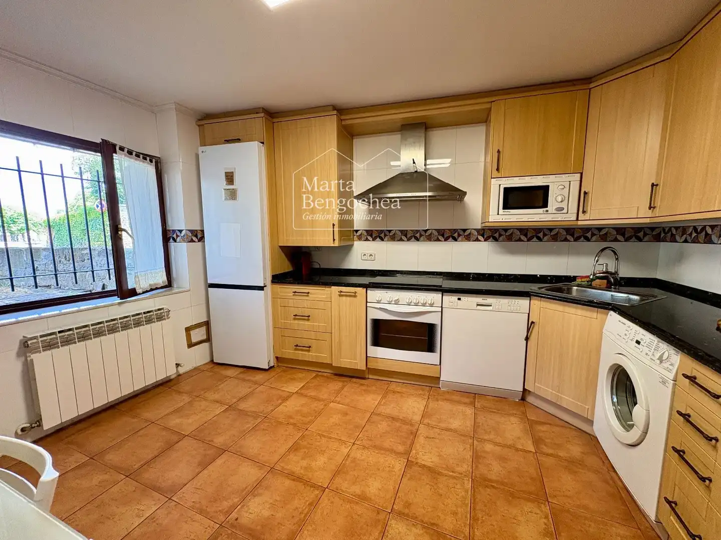 Cocina de Casa o chalet en venta en Vitoria - Gasteiz con Calefacción