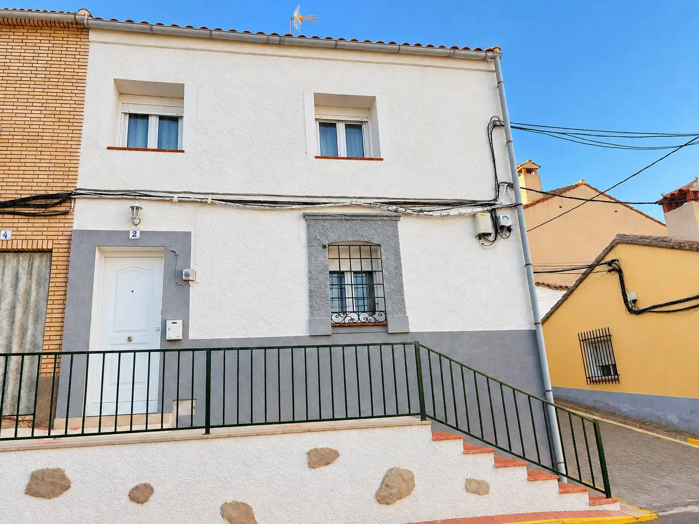 Exterior view of Country homes for sale in Montearagón, Toledo