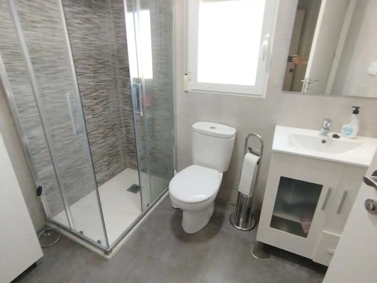 Bathroom of Houses for sale in El Campello  with Air Conditioner, Terrace and Furnished