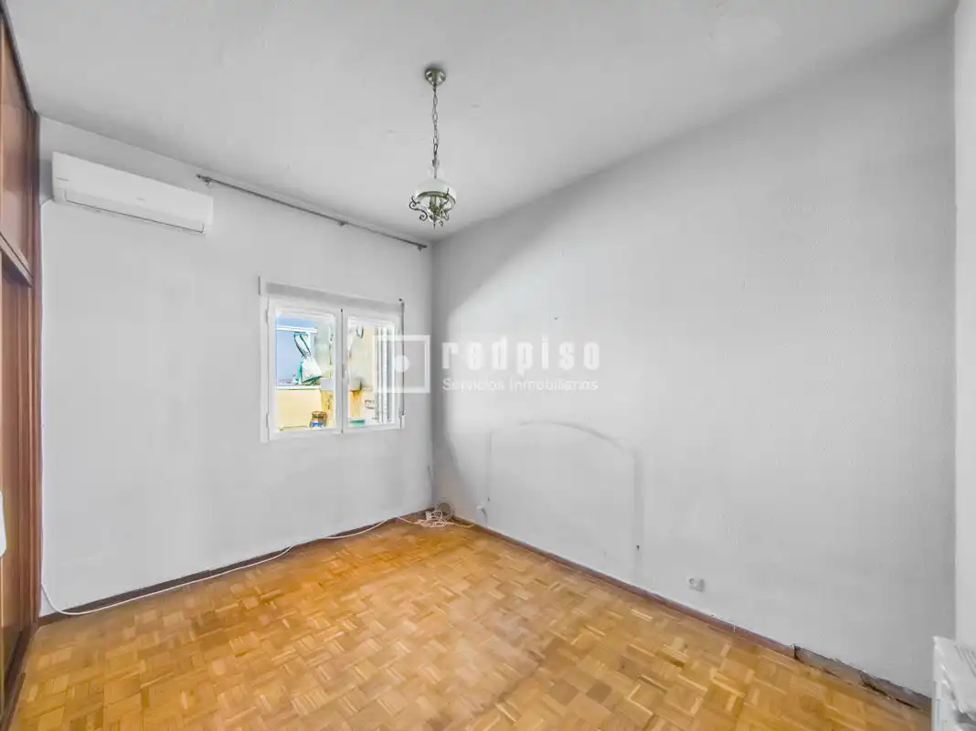 Habitación de Ático en venta en Madrid con Aire acondicionado, Calefacción y Parquet