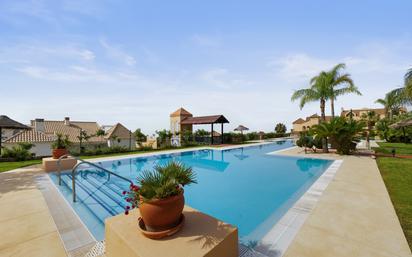 Swimming pool of Planta baja for sale in Benalmádena  with Air Conditioner, Private garden and Terrace