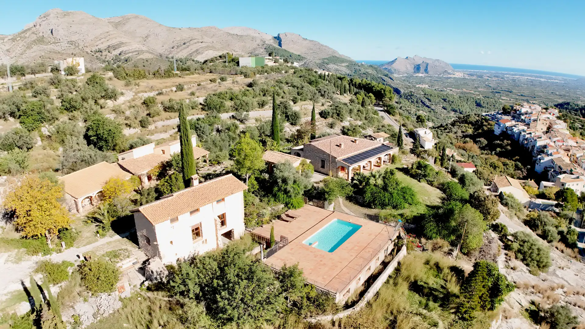 Casa rústica amb piscina en venda a La Vall de Laguar
