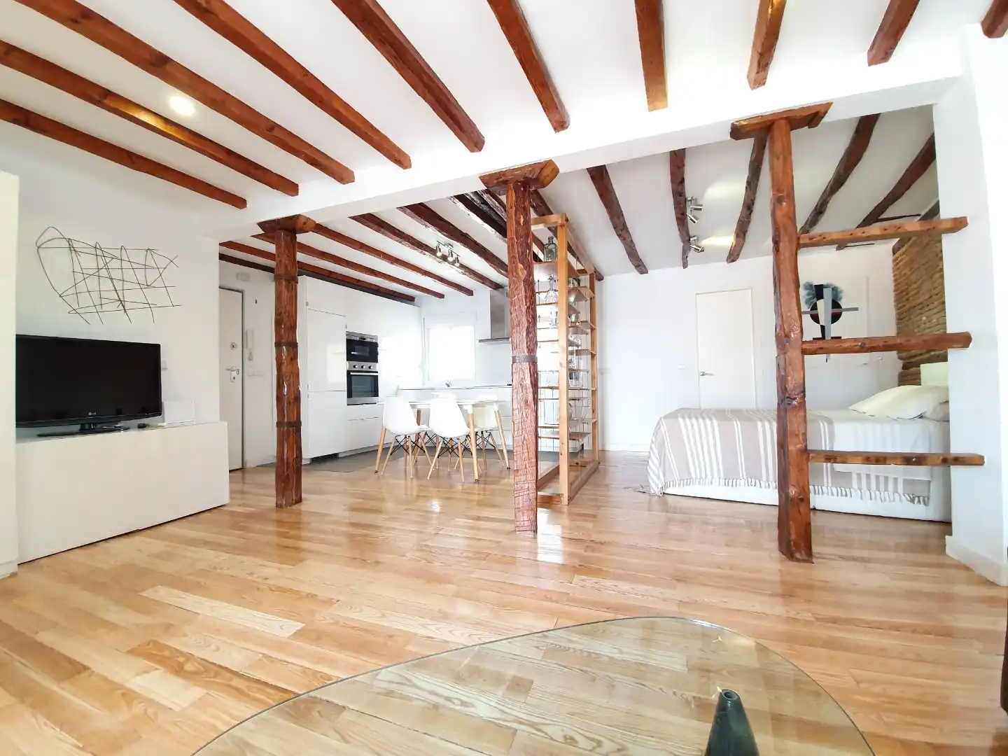 Sala de estar de Ático de alquiler en Madrid con Aire acondicionado, Calefacción y Terraza