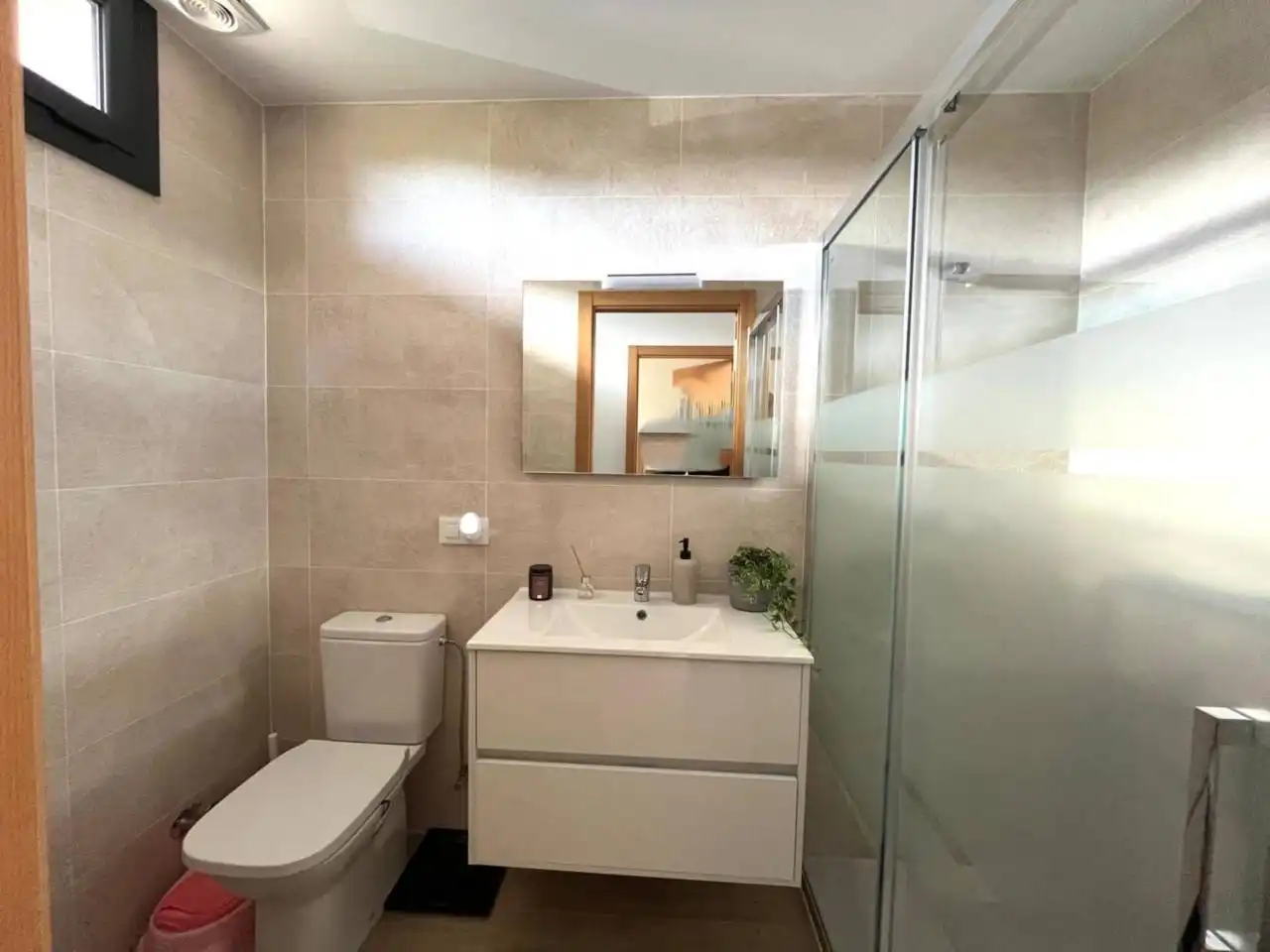Bathroom of Houses for sale in Sils  with Private garden and Terrace