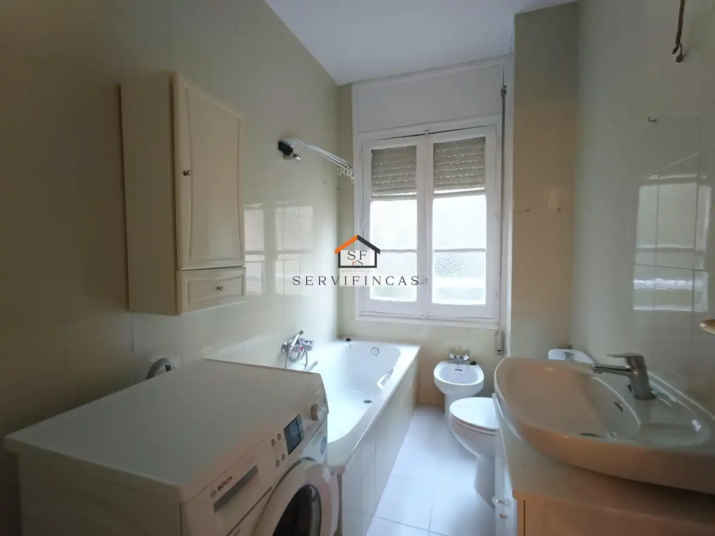 Badezimmer von Wohnung zum Verkauf in Arganzuela