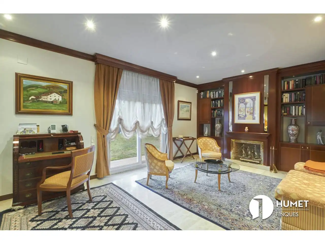 Living room of Houses for sale in Sant Cugat del Vallès  with Air Conditioner, Heating and Private garden