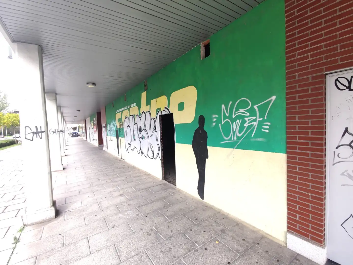 Gewerbefläche zum Verkauf in Calle Heraclio Alfaro 9, imagen 2