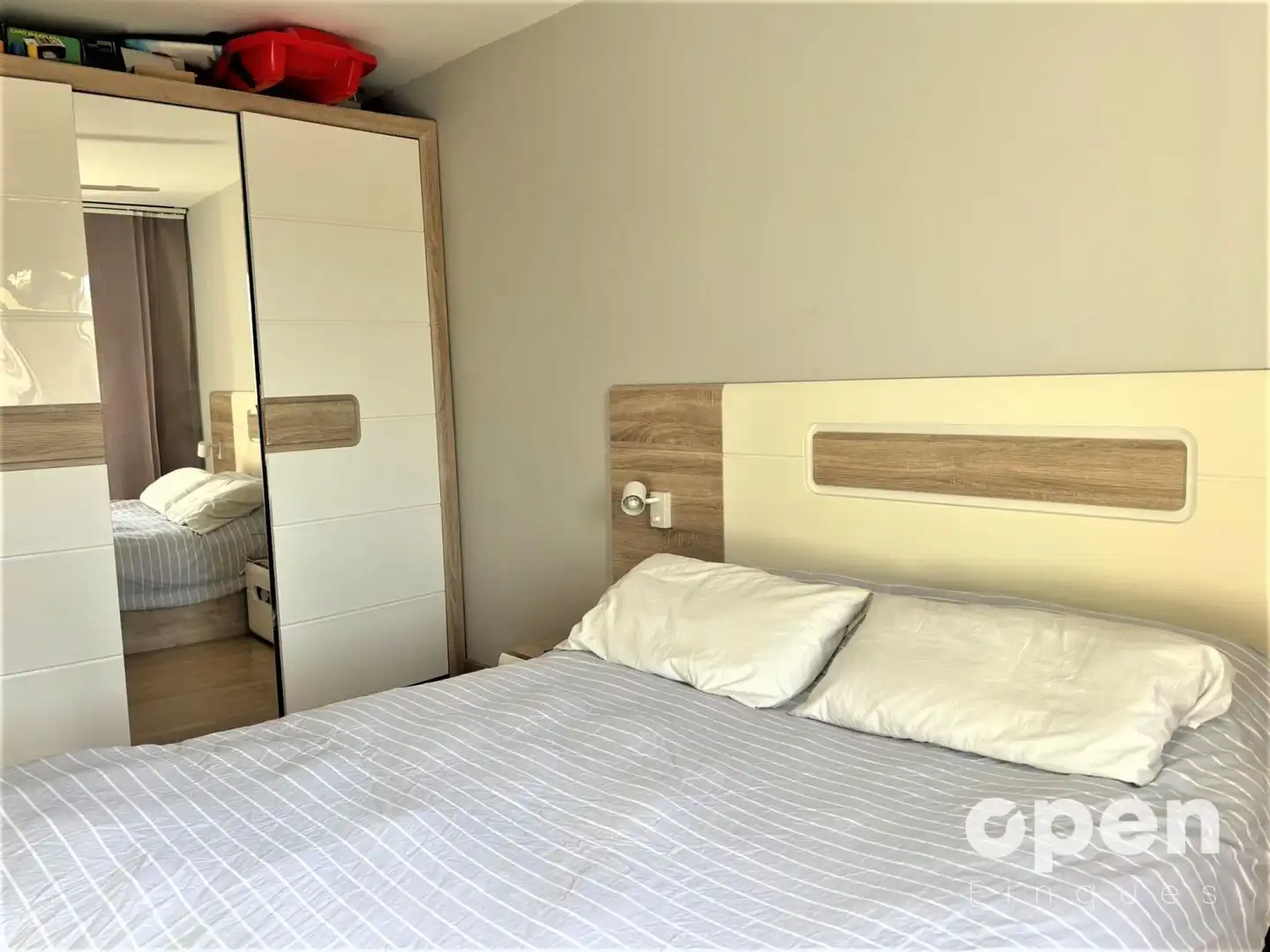 Bedroom of Flat for sale in Terrassa  with Heating and Parquet flooring