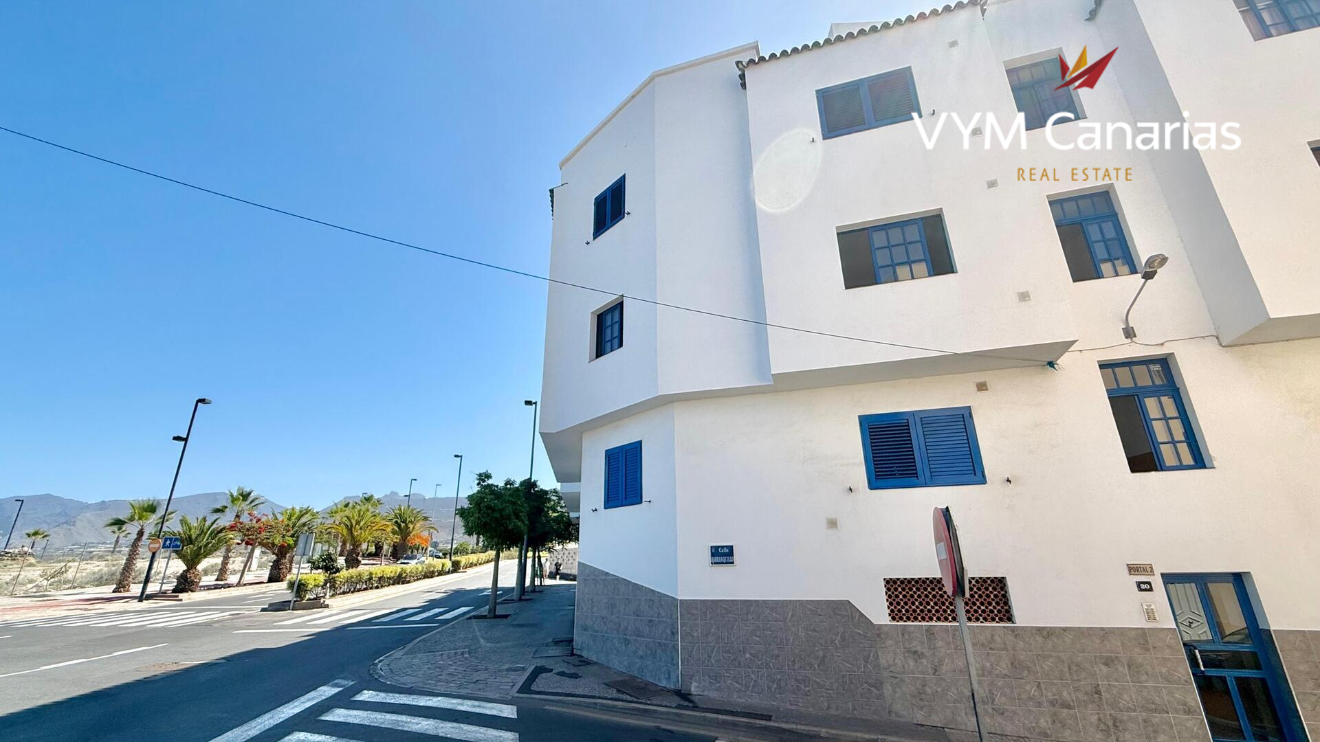 Vista exterior de Apartament en venda en Guía de Isora amb Moblat