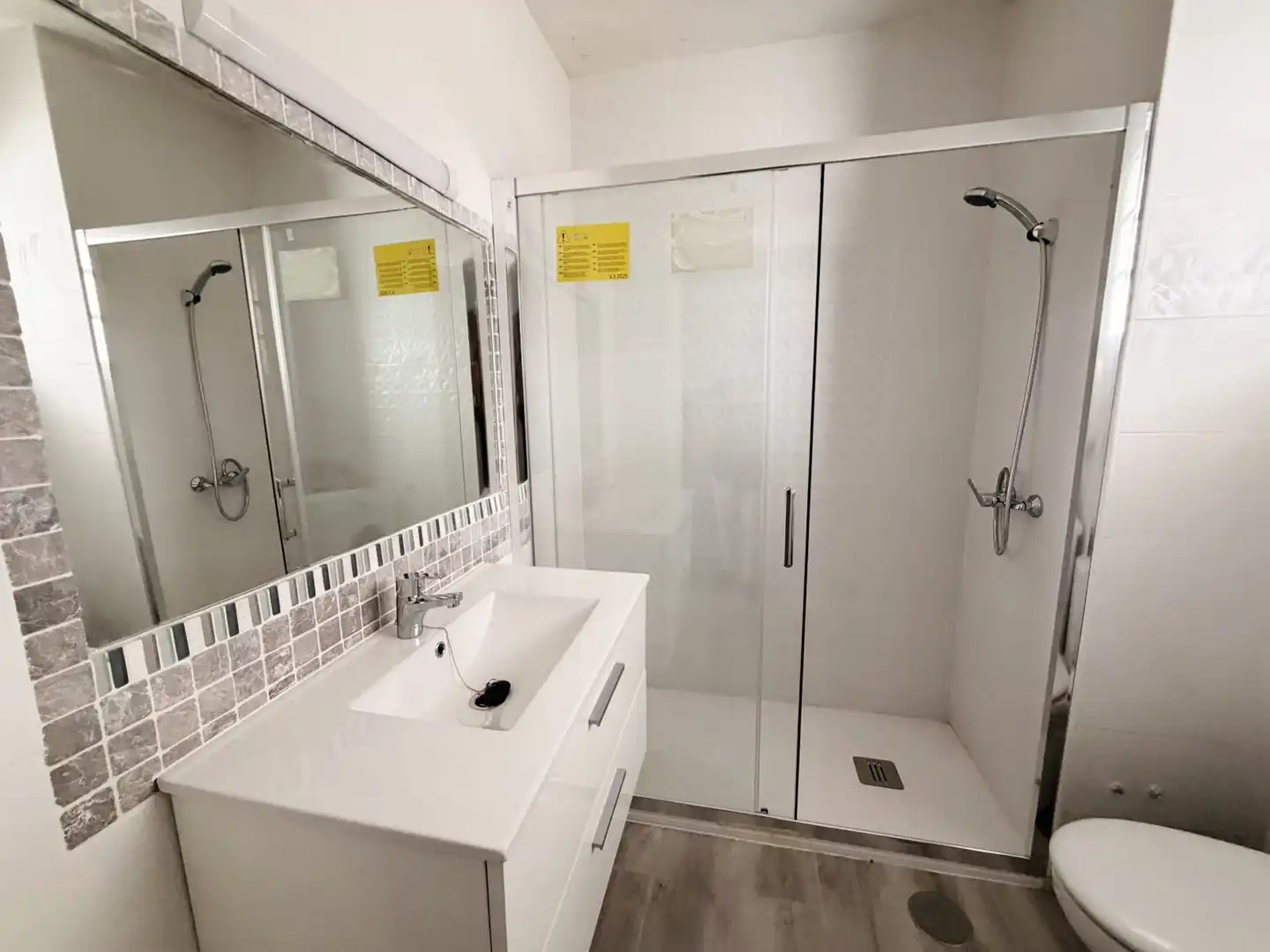 Bathroom of Study for rent in Puerto de la Cruz  with Balcony