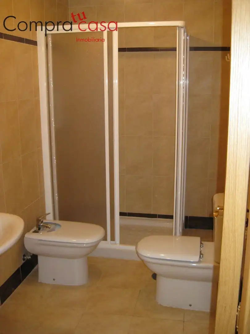 Bathroom of Detached homes for rent in Segovia  with Heating, Private garden and Terrace