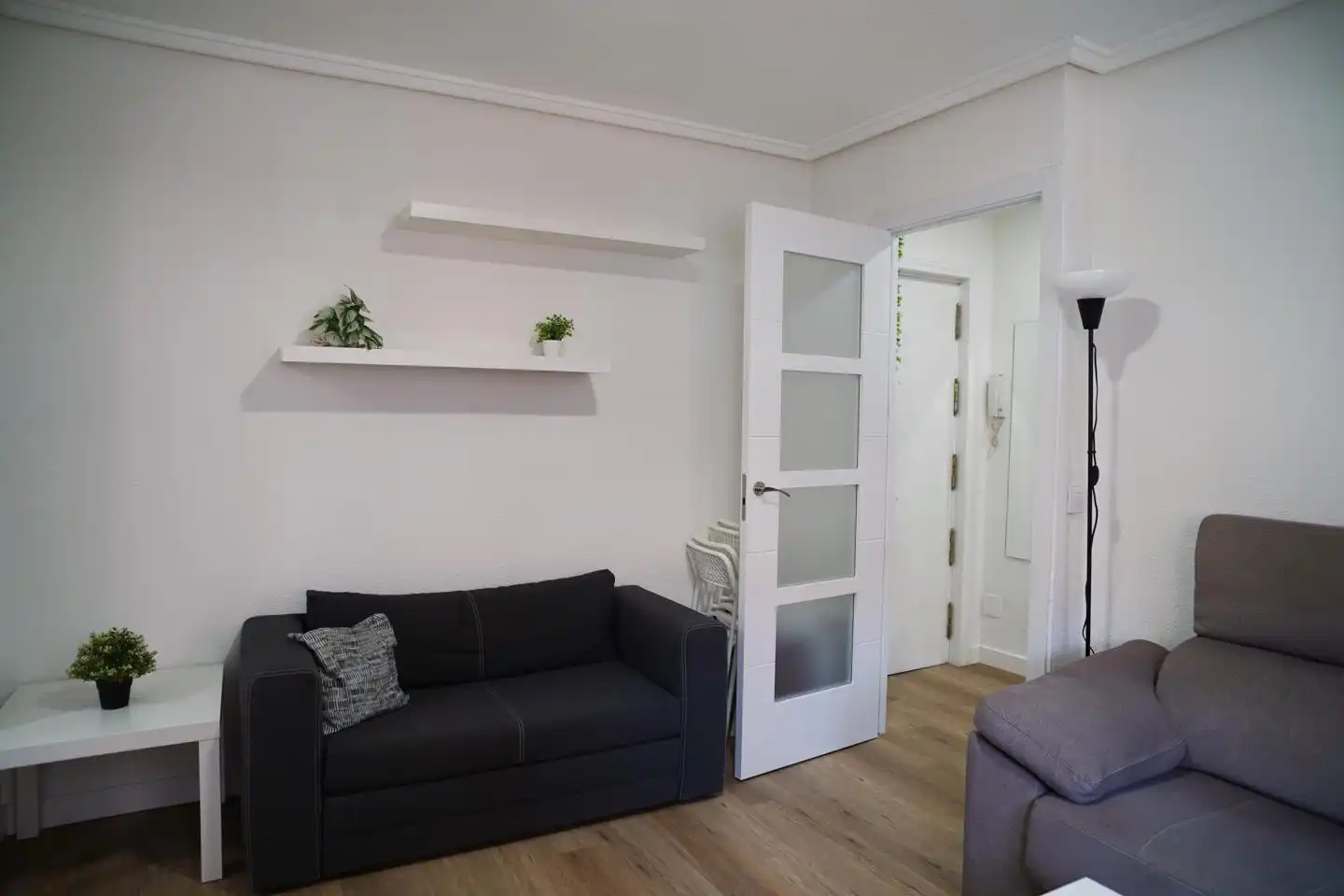 Sala d'estar de Planta baixa de lloguer en Madrid amb Moblat