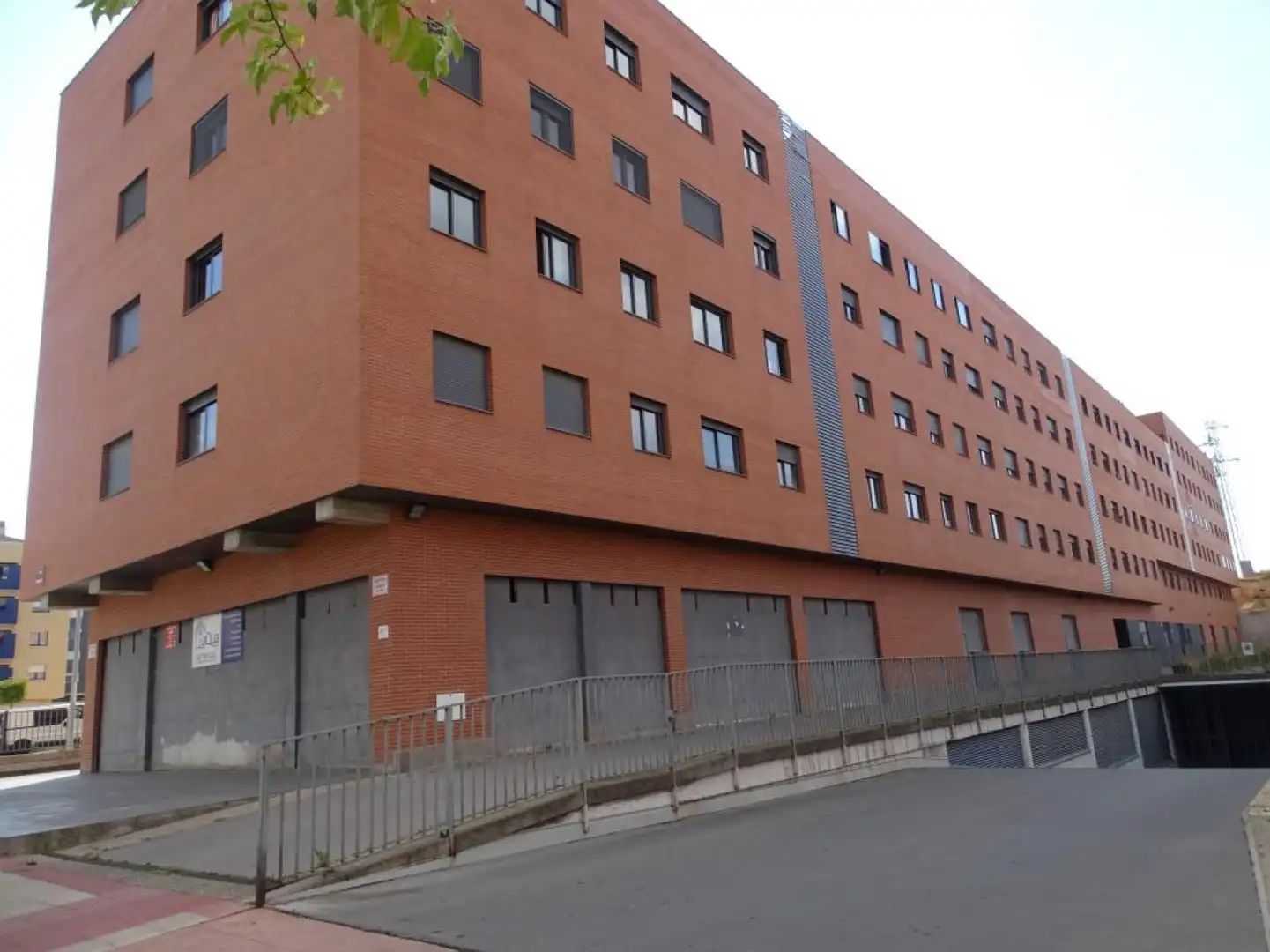 Parking for sale in Logroño - gran bretaña, imagen 2
