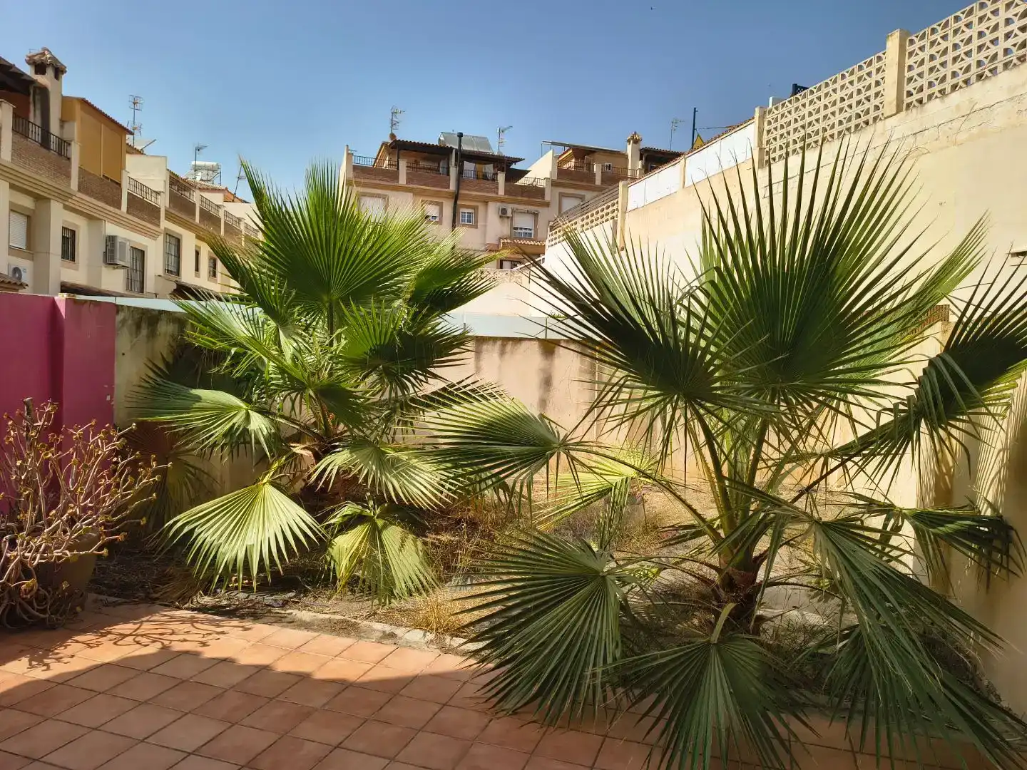 Jardí de Pis en venda en Motril amb Aire condicionat, Jardí privat i Moblat