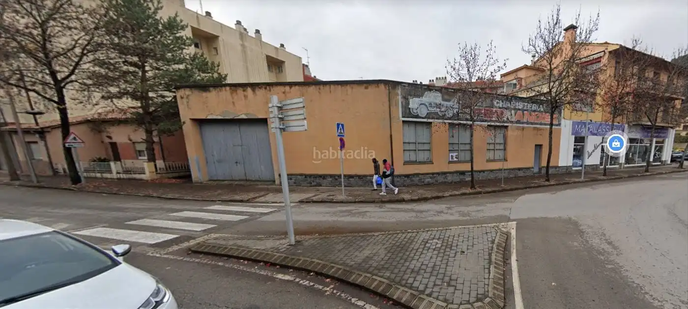 Wohnbaugrundstück zum Verkauf in Avinguda Girona 89
