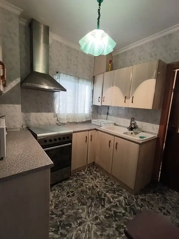 Cuina de Casa o xalet en venda en Tobarra amb Aire condicionat, Terrassa i Moblat