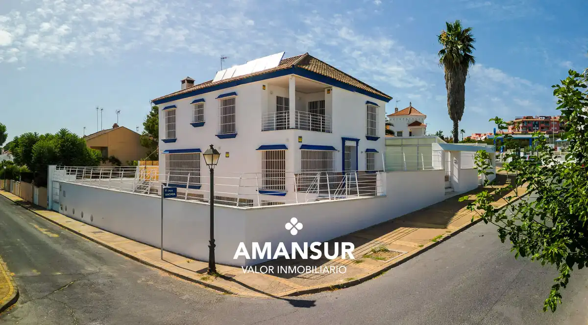 Exterior view of Houses for sale in Islantilla  with Terrace, Swimming Pool and Sauna