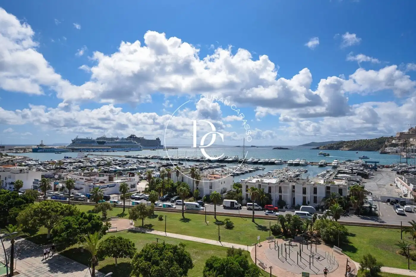 Appartamento con terrazza in vendita a Marina Botafoc - Platja de Talamanca, imagen 3