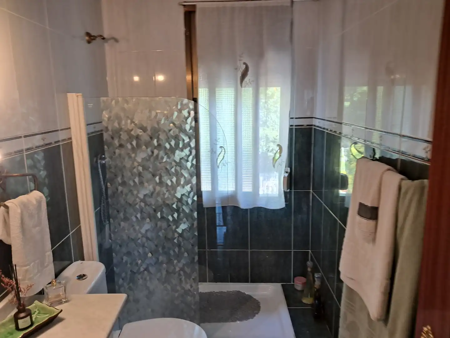 Bathroom of Flat for sale in Erandio