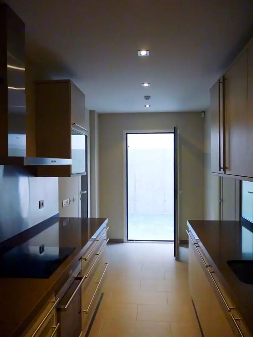 Cocina de Planta baja de alquiler en Madrid con Aire acondicionado, Calefacción y Jardín privado