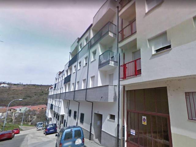 Garaje en Venta en NOGALERA en Béjar
