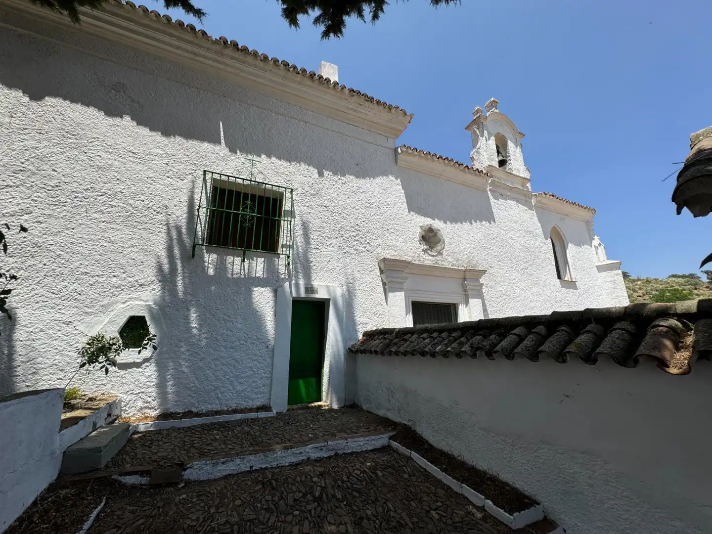 Außenansicht von Country house zum Verkauf in Cazalla de la Sierra mit Terrasse, Abstellraum und Schwimmbad