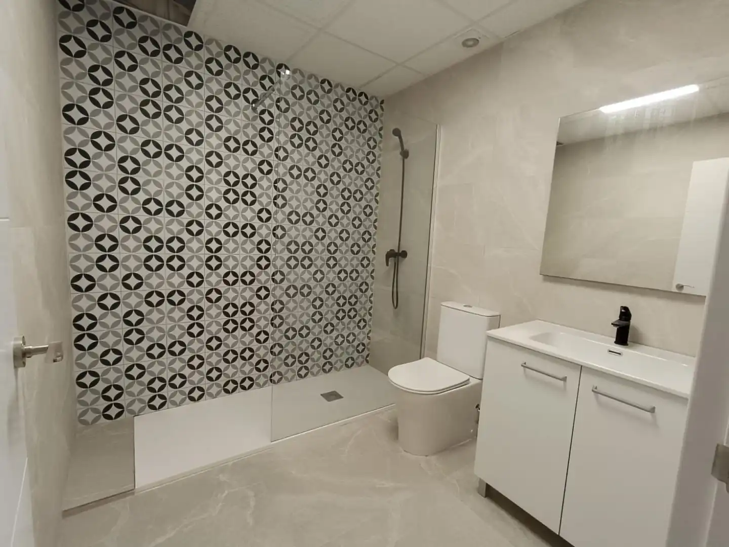Baño de Piso en venta en Reus con Calefacción