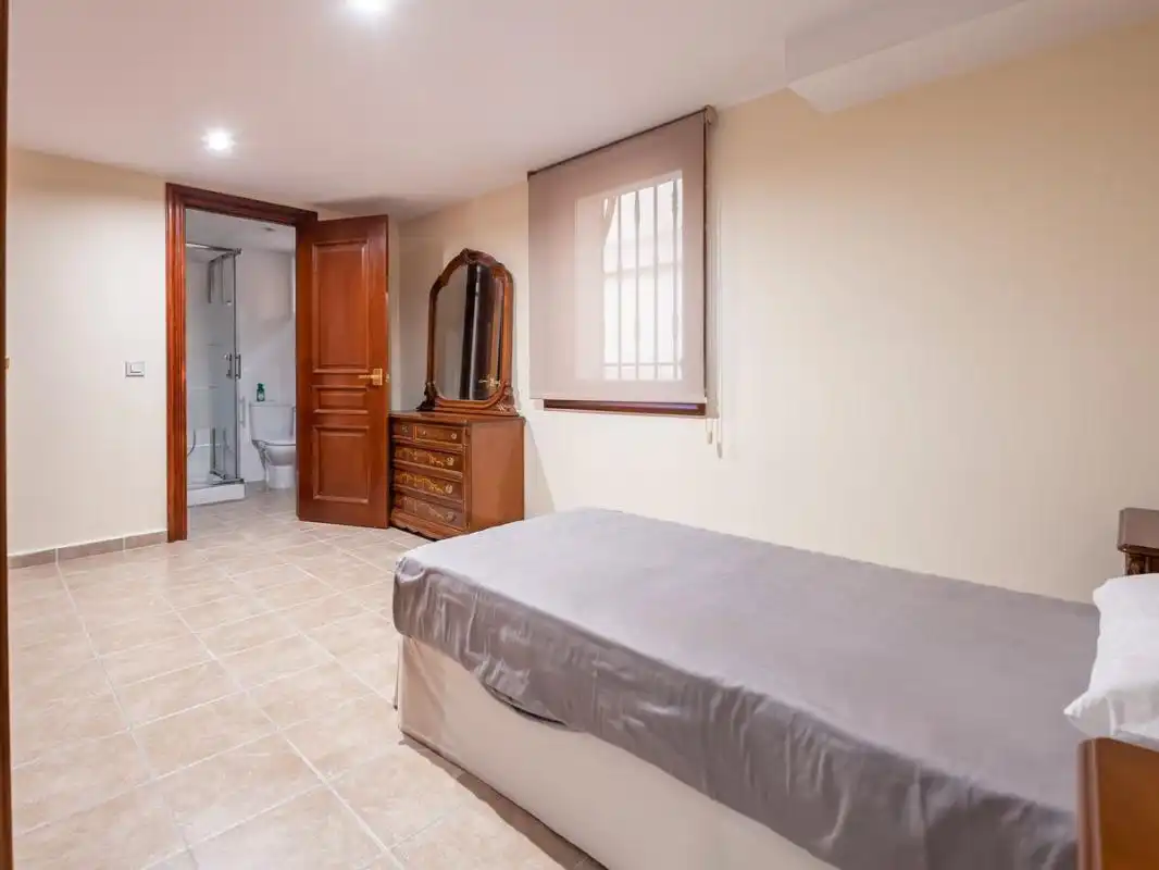 Casa a schiera con terrazza in affitto a Av. de Fuentelarreina, imagen 58