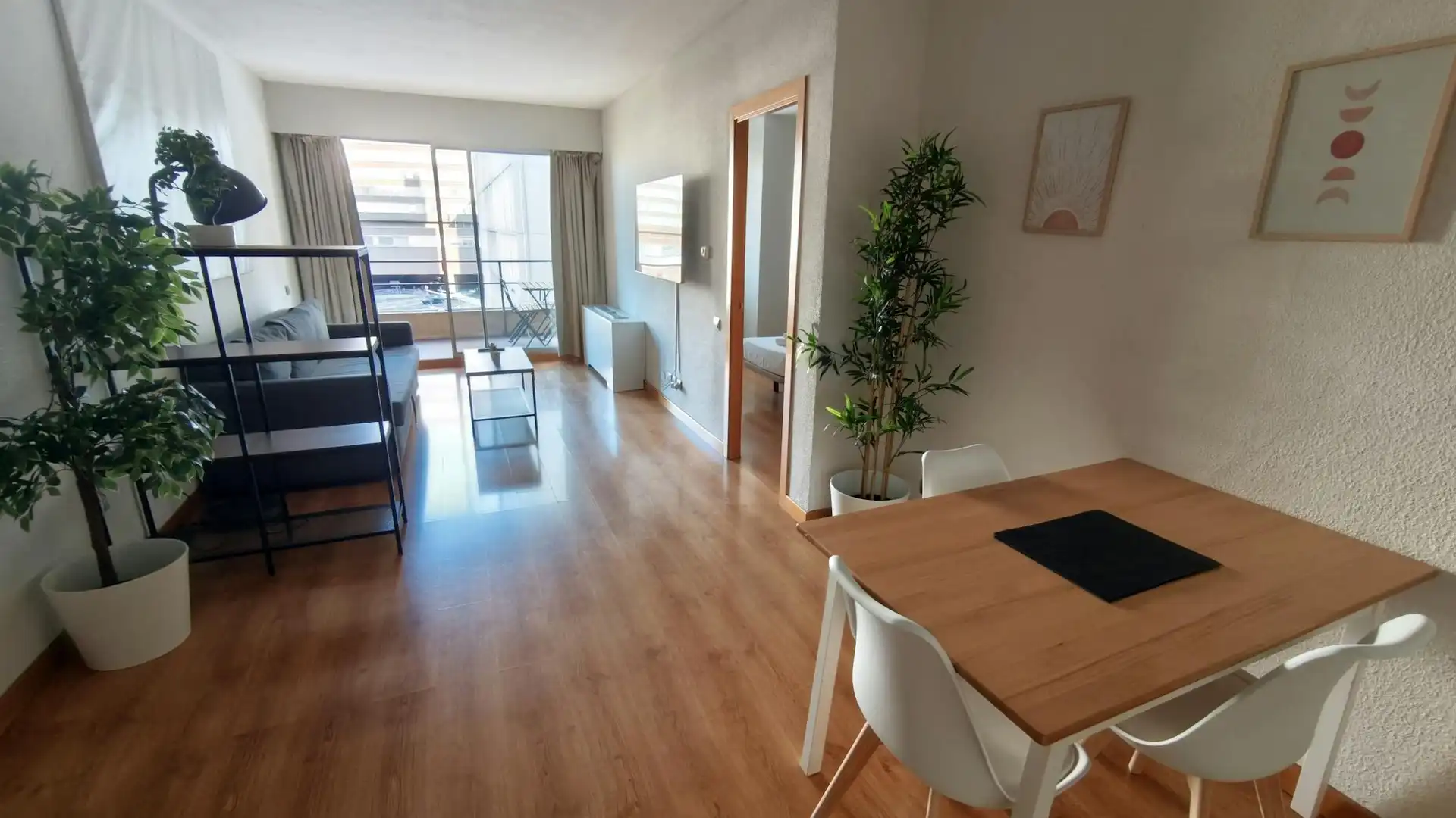 Living room of Flat for rent in Madrid  with Air Conditioner, Heating and Private garden