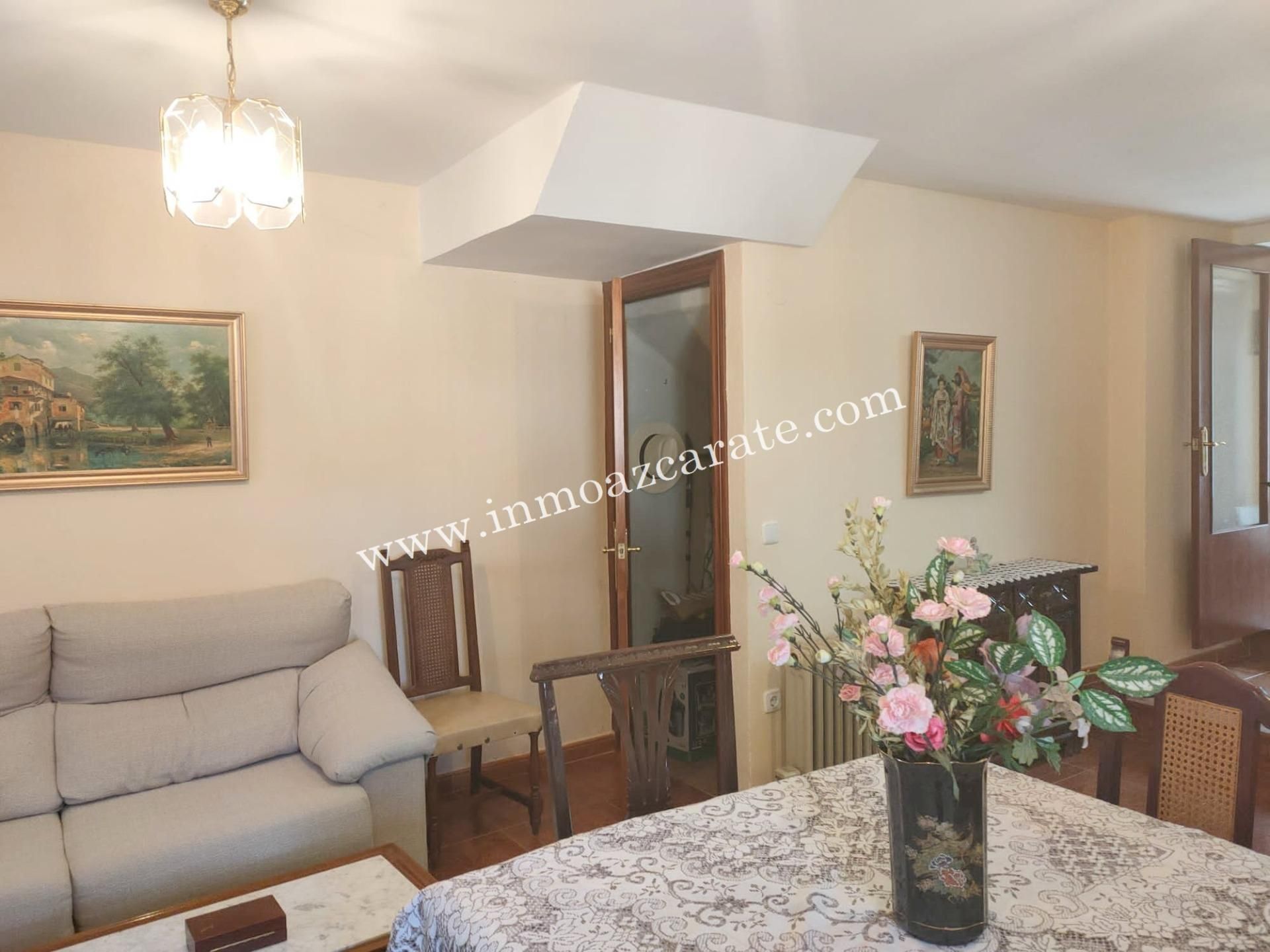 Sala d'estar de Casa o xalet en venda en Cabredo amb Calefacció