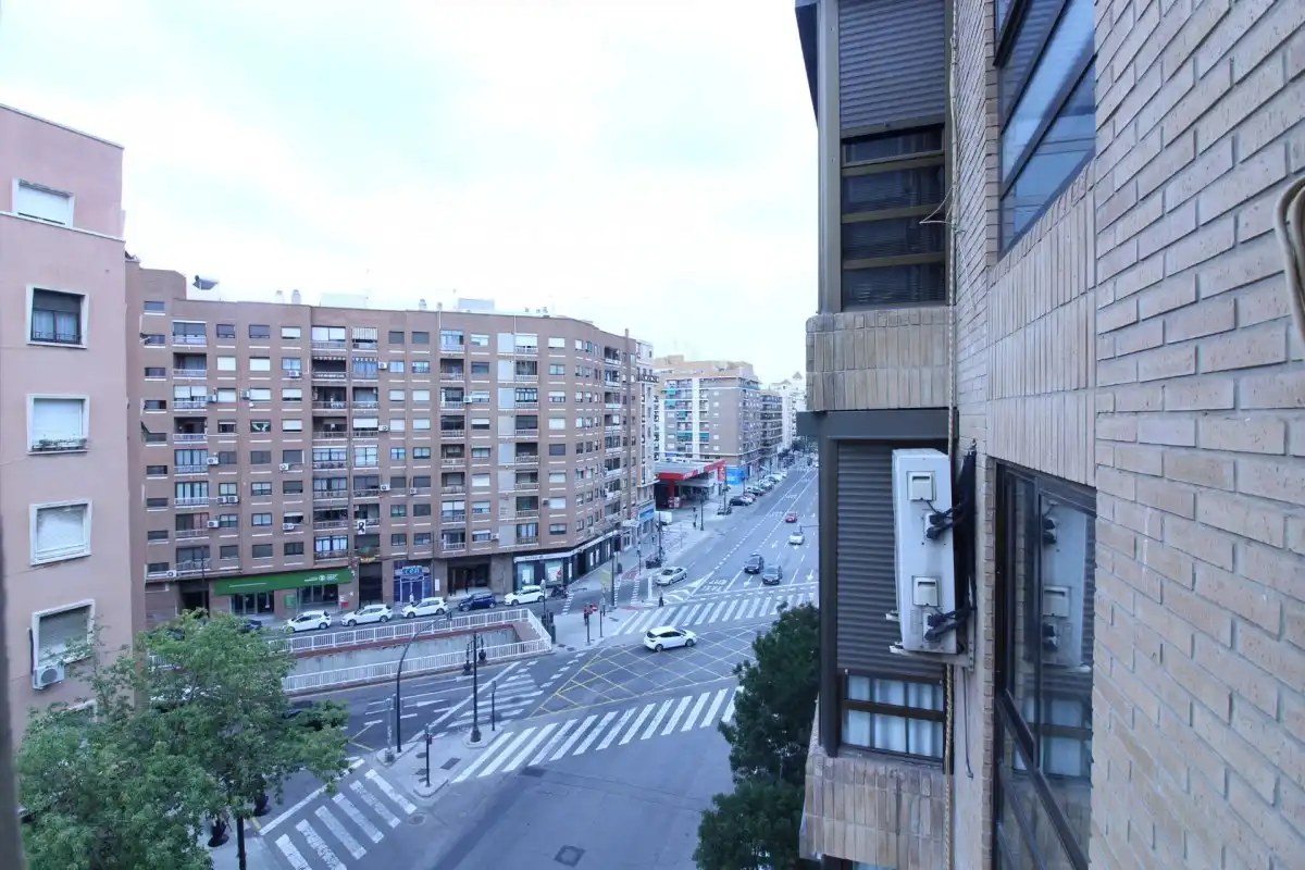 Vista exterior de Pis de lloguer en Valencia amb Aire condicionat, Calefacció i Parquet