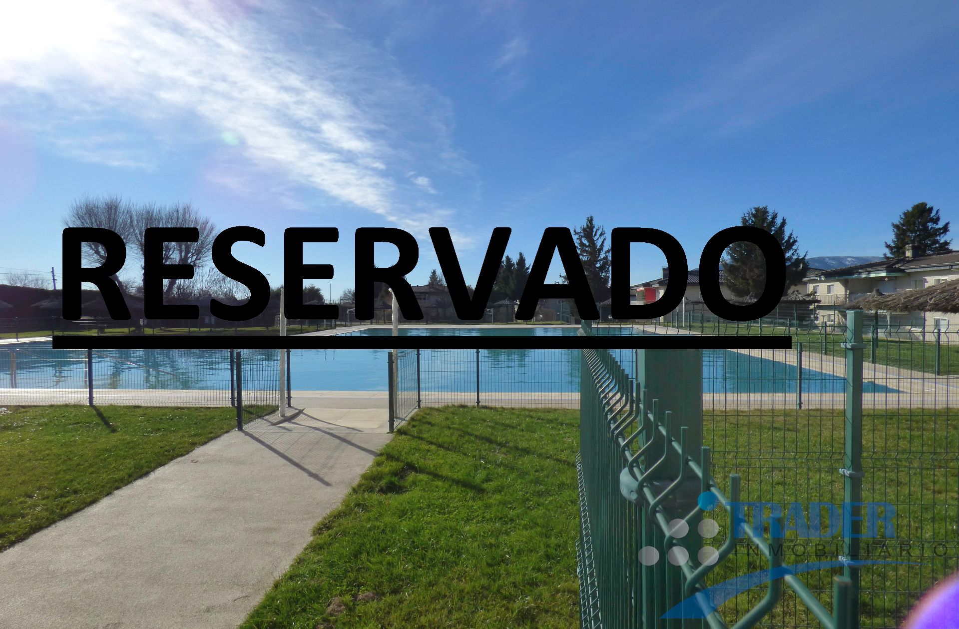 Piscina de Piso en venta en Guadarrama con Jardín privado, Terraza y Trastero