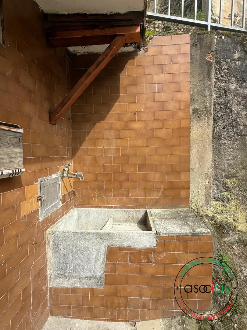 Casa o xalet en venda a Mieres - AL SANTA ROSA, Zona Rural