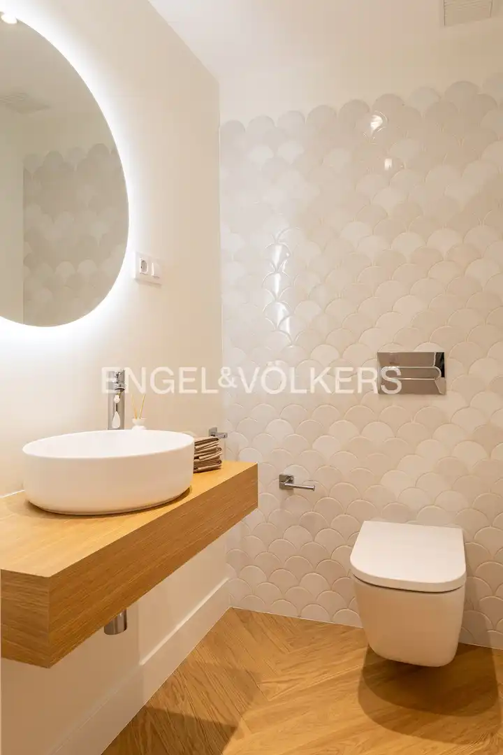 Baño de Piso en venta en Madrid con Aire acondicionado, Calefacción y Amueblado