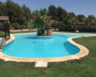 Piscina de Casa o xalet de lloguer en Bullas amb Aire condicionat, Terrassa i Balcó