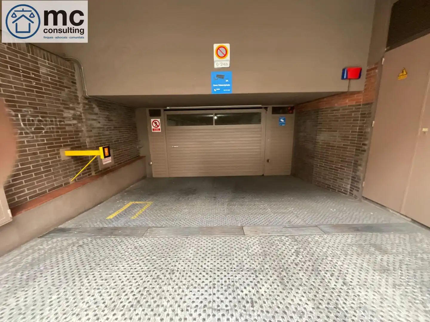 Garage zur Miete in El Baix Guinardó